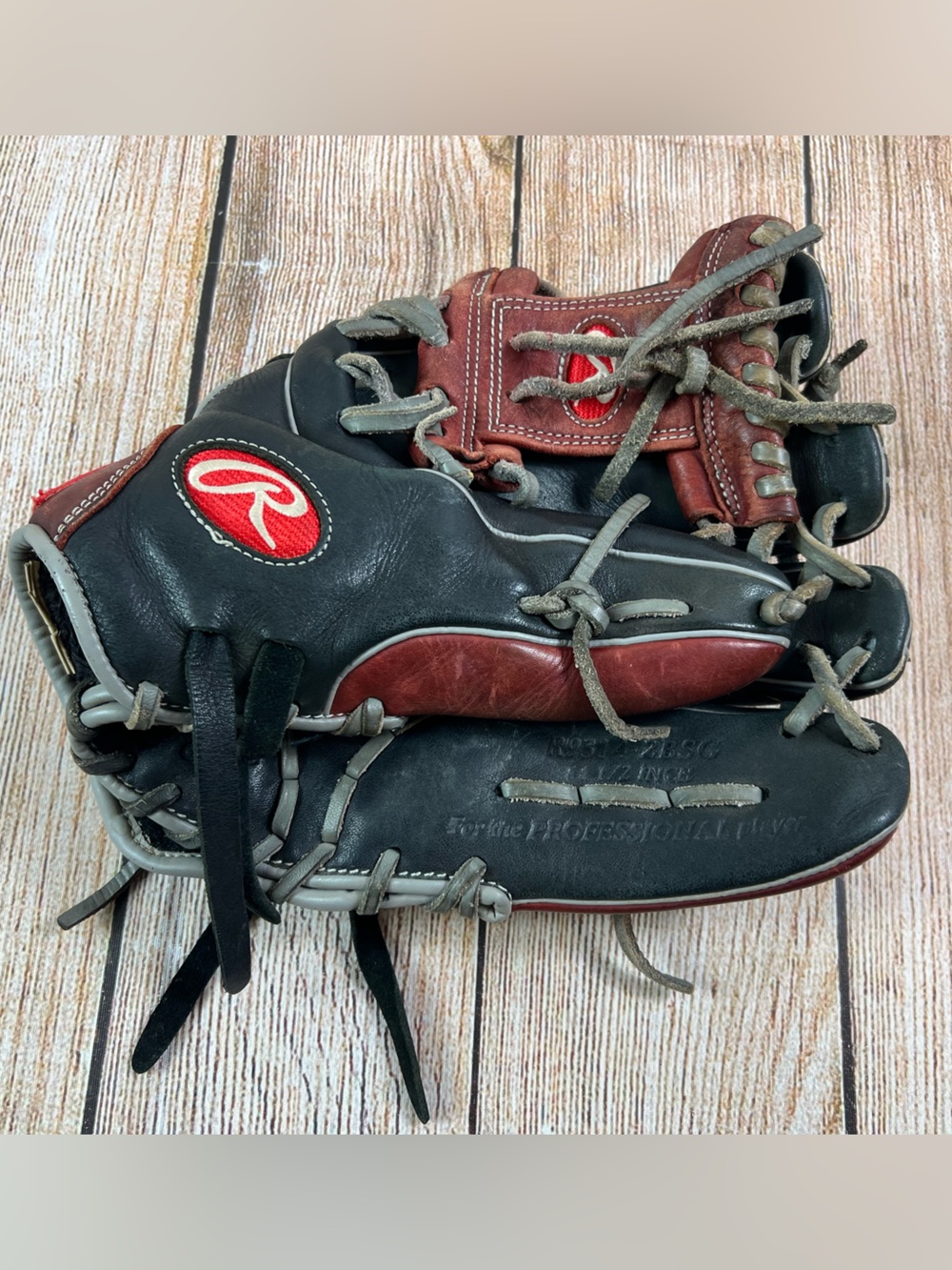 Rawlings R9 Series 11.5 Infield Baseball Glove R9314-2BSG